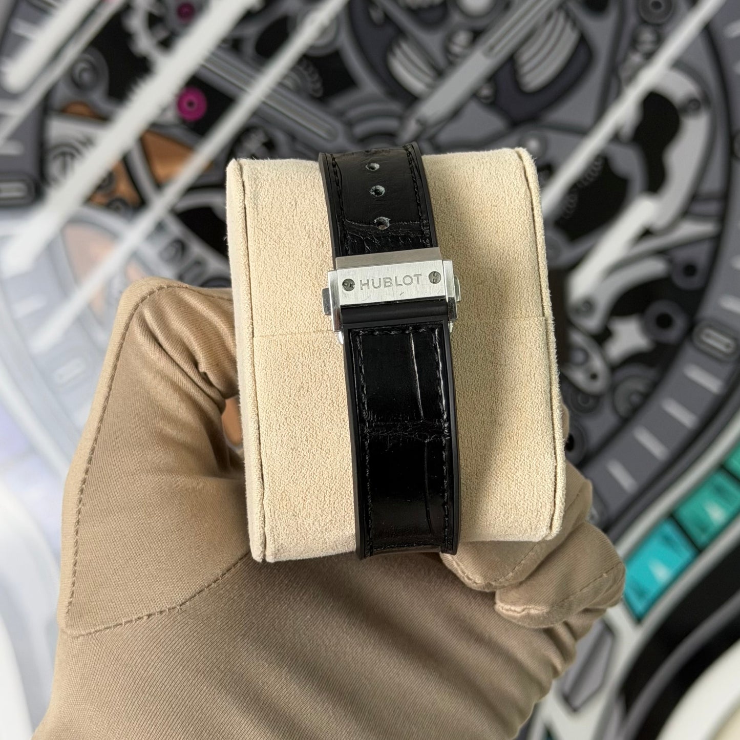 Hublot Classic Fusion Automatic 565.NX.1171.LR