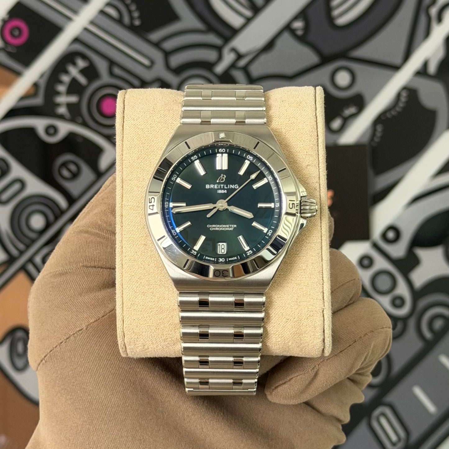 NEW Breitling Chronomat B31 Green Dial AB3114101L1A1
