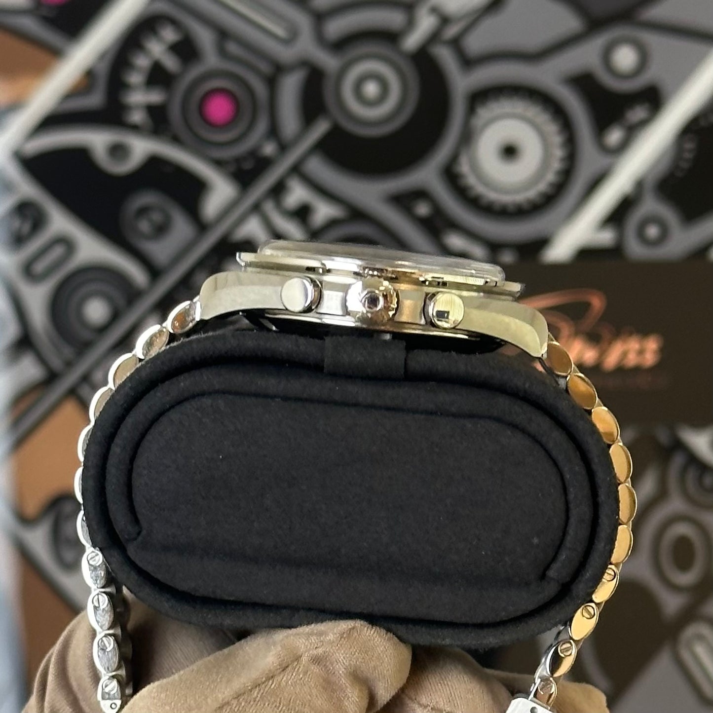 Omega Moonwatch Speedmaster Sapphire 310.30.42.50.01.002