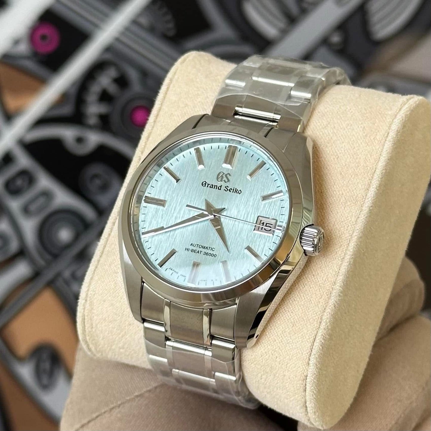 NEW Grand Seiko Hi-Beat 36000 “Icefall” SBGH349