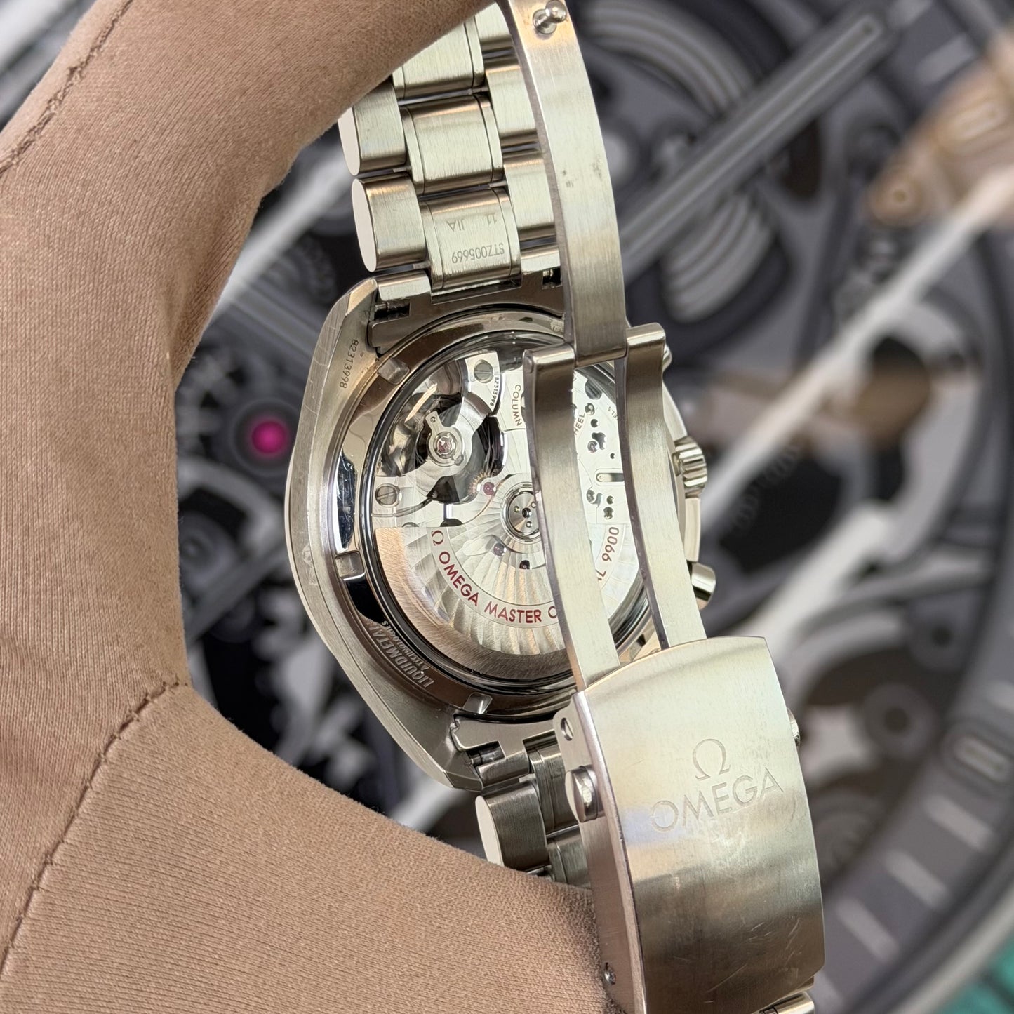 Omega Speedmaster Racing Steel on Steel 329.30.44.51.01.001