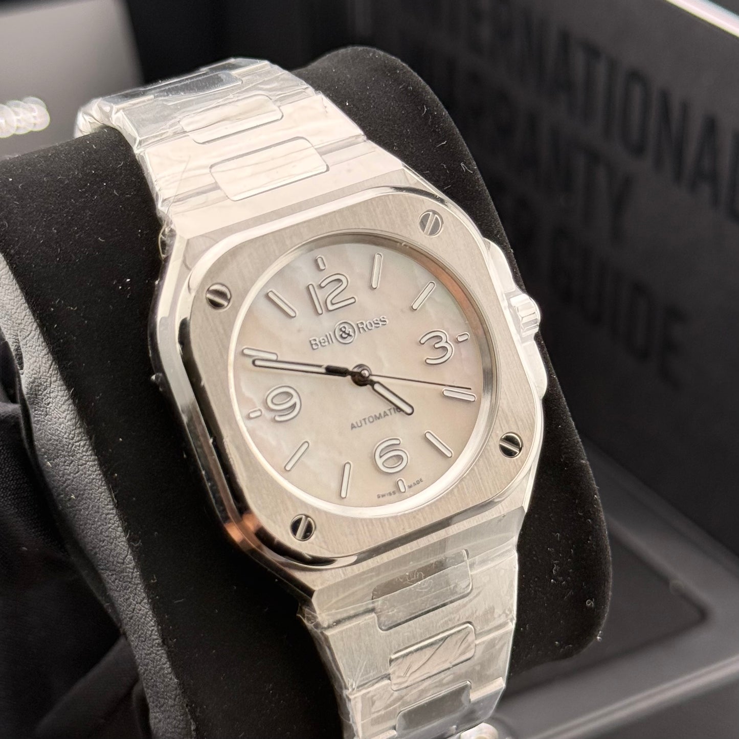 NEW Bell & Ross BR-05 Mother of Pearl Steel 36mm BR05A-S-MP-ST/SST