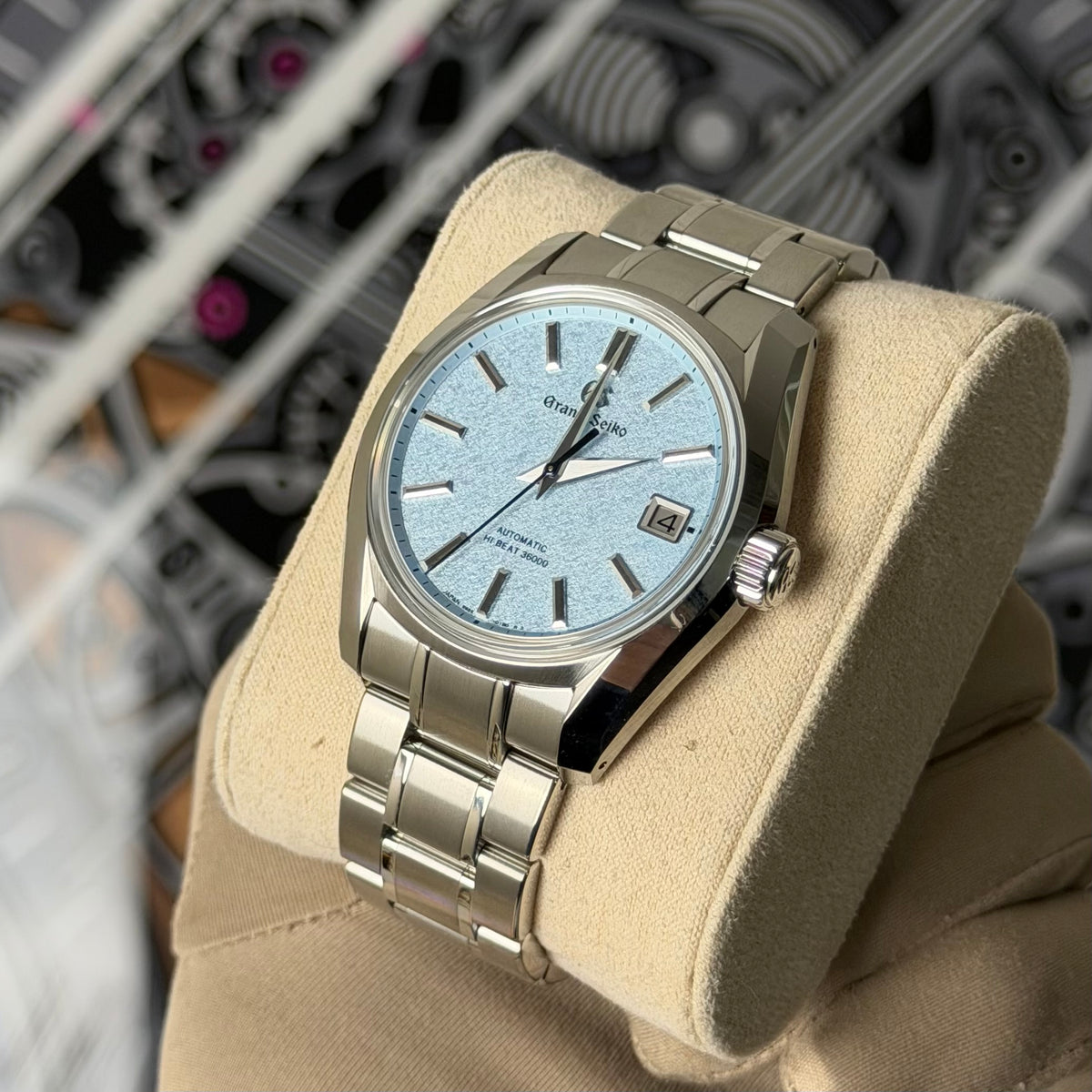 NEW Grand Seiko Sōkō Kirazuri SBGH295