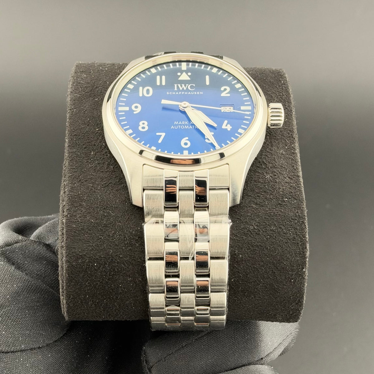 NEW IWC Pilot’s Watch Mark XX 
Ref. IW328204