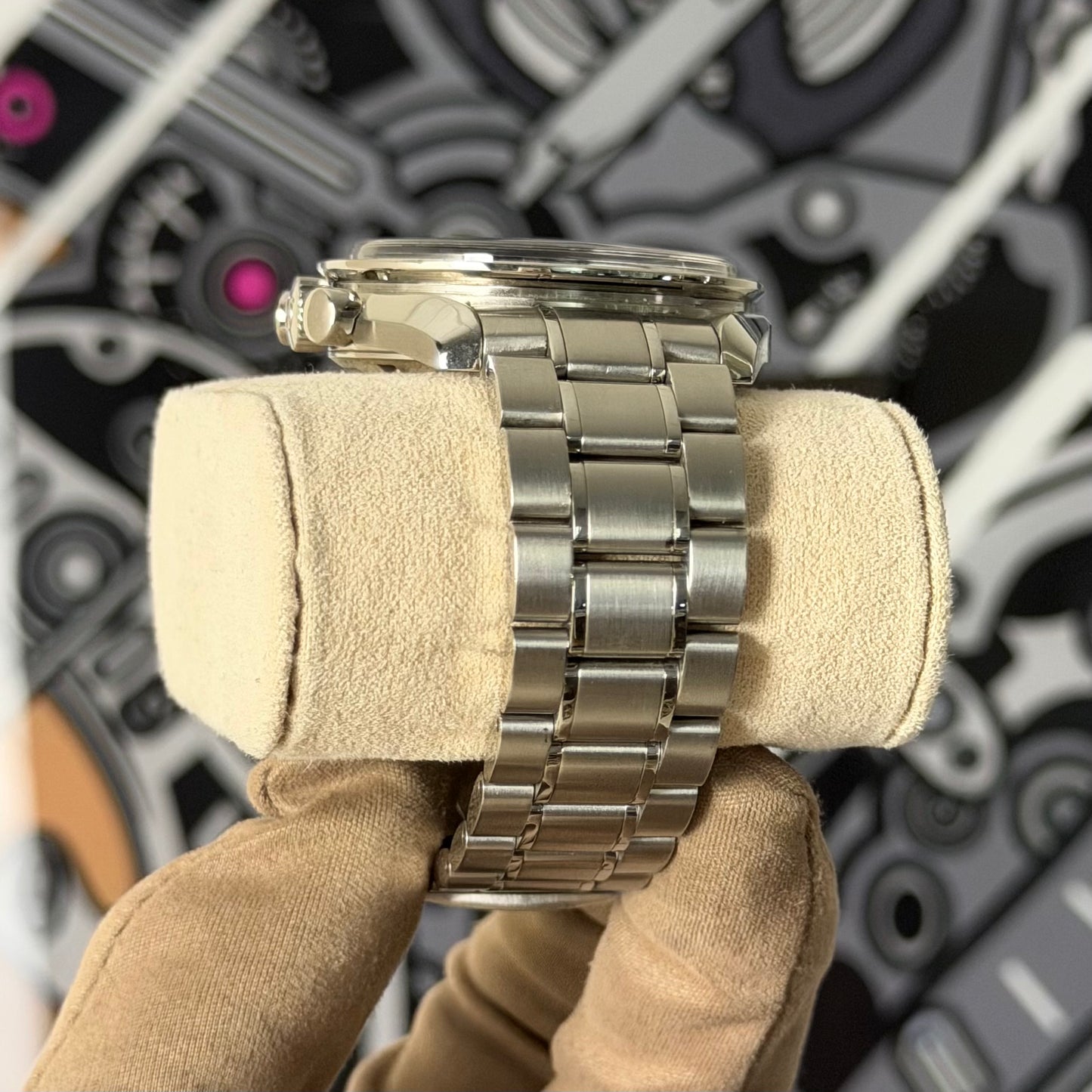 Omega Speedmaster Sapphire 311.30.42.30.01.006