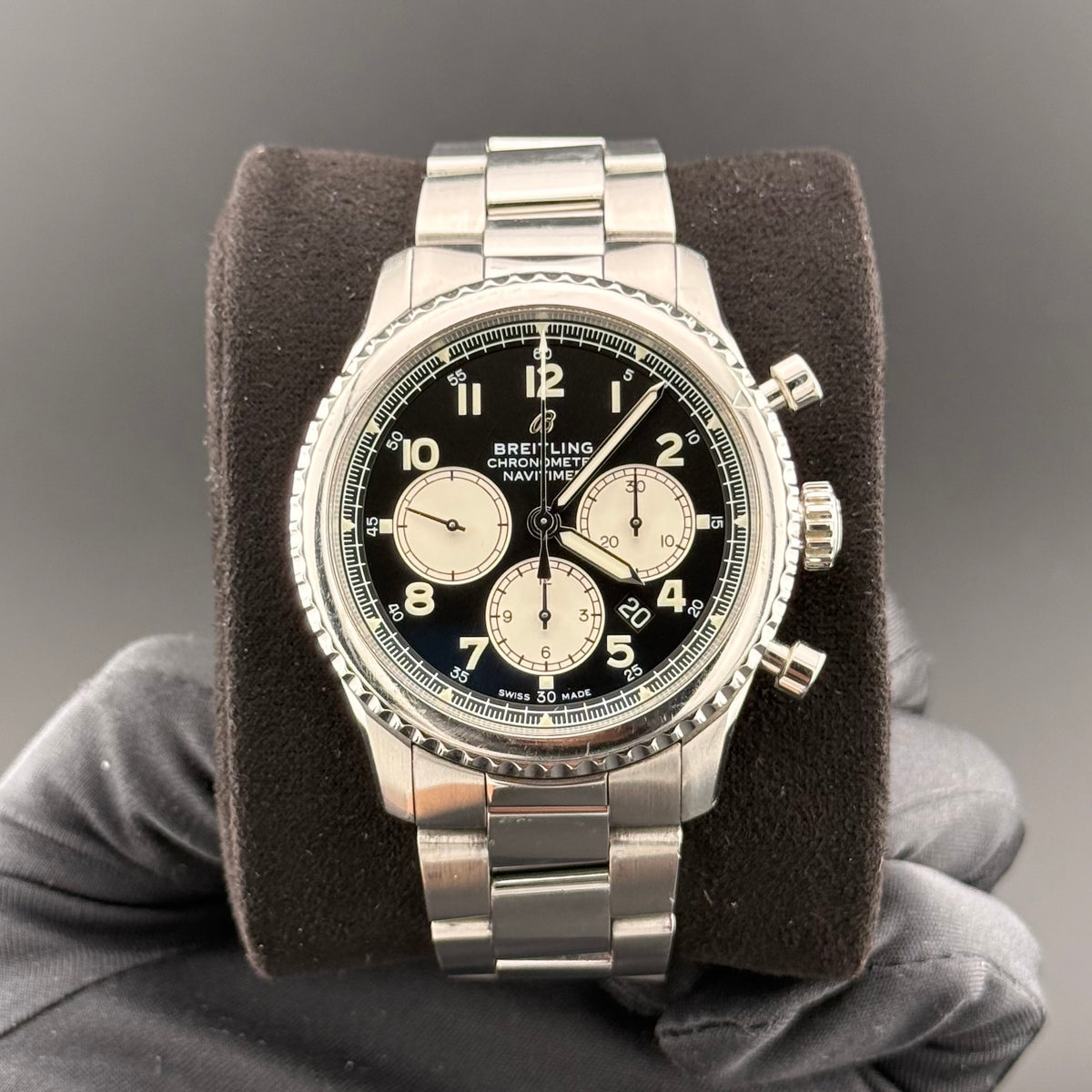 Breitling Navitimer 8 B01 Chronograph 43 AB0117131B1A1