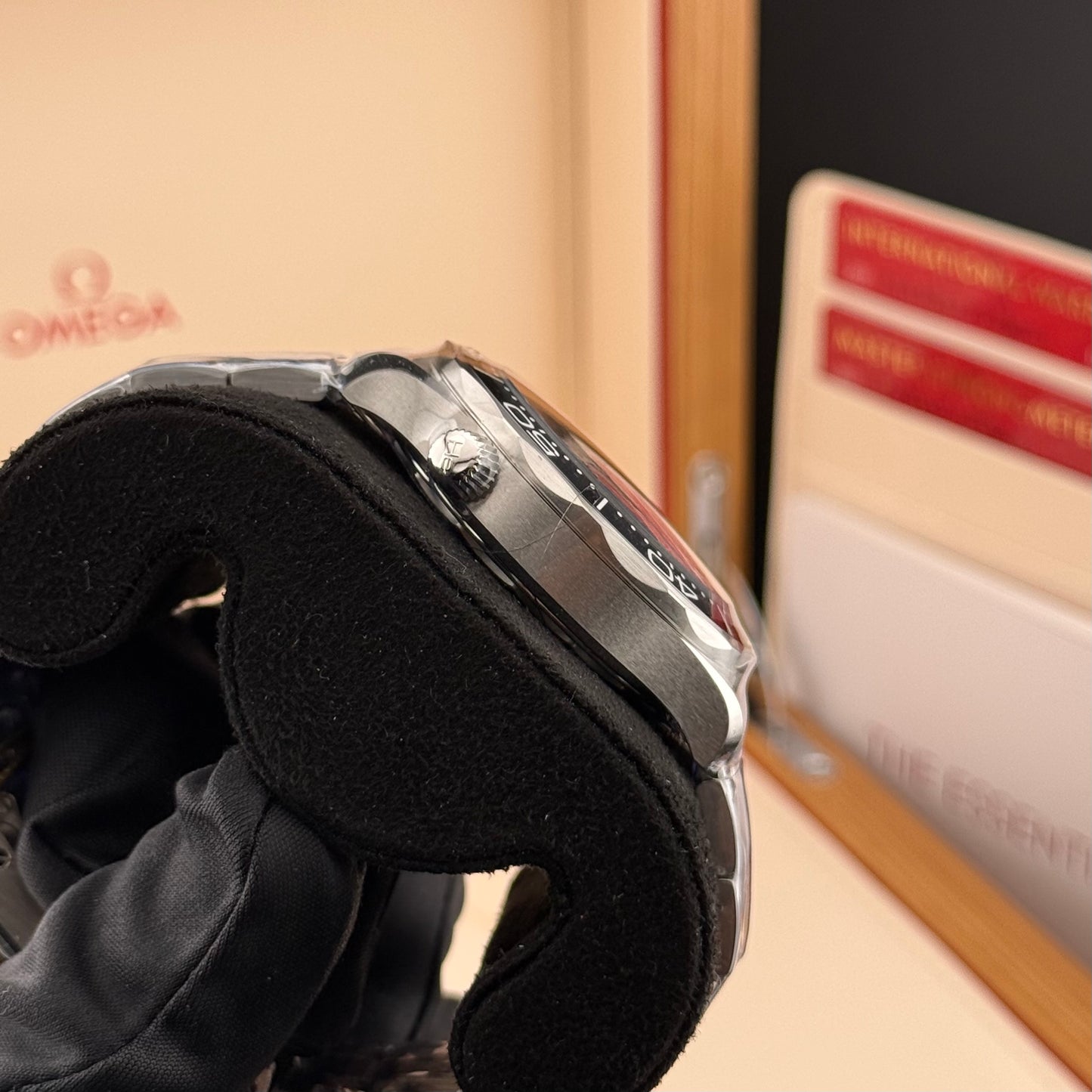 NEW Omega Seamaster Diver 300m Black 210.30.42.20.01.001