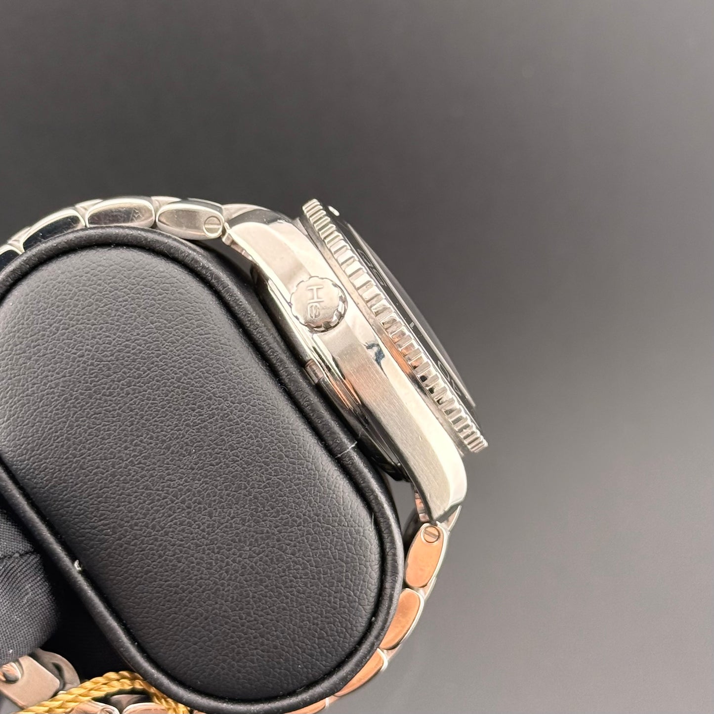 Omega Seamaster Planet Ocean 600m 232.30.38.20.01.001