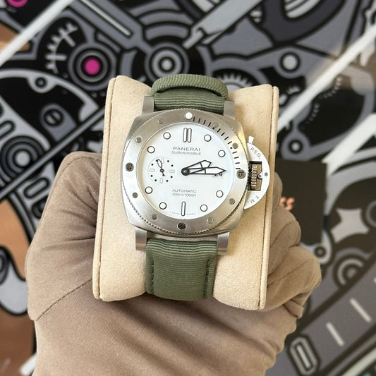 Panerai Submersible White Dial PAM01226