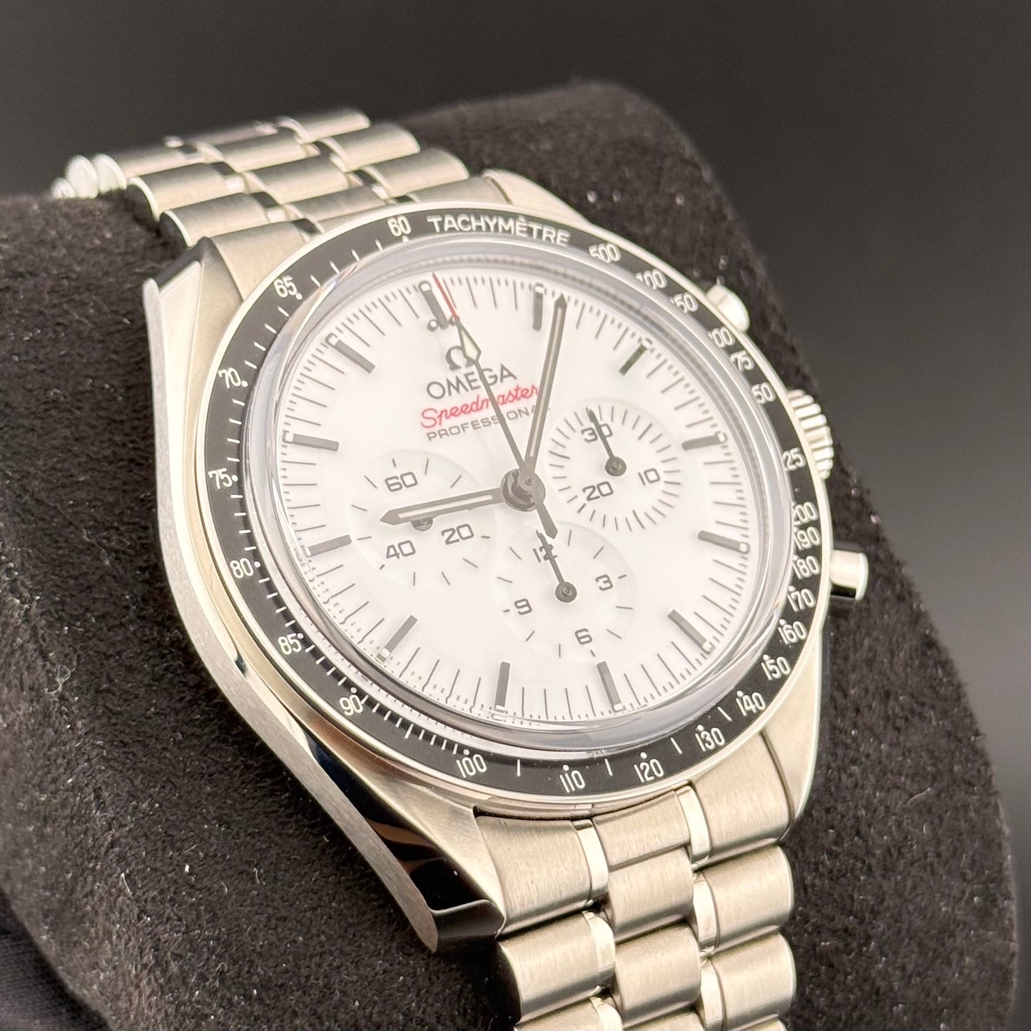 Omega Speedmaster Moonwatch Sapphire White 310.30.42.50.04.001