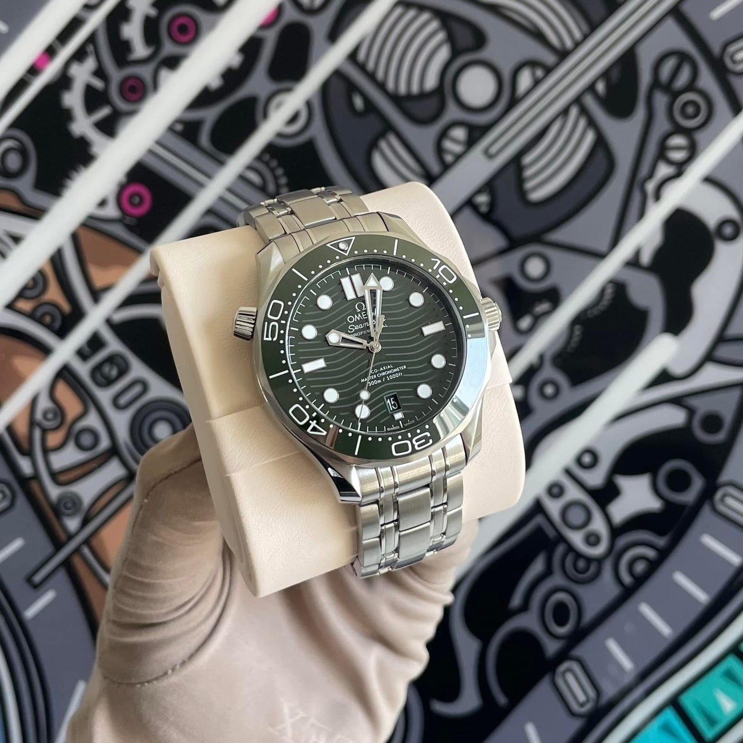 NEW Omega Seamaster Green Dial 210.30.42.20.10.001