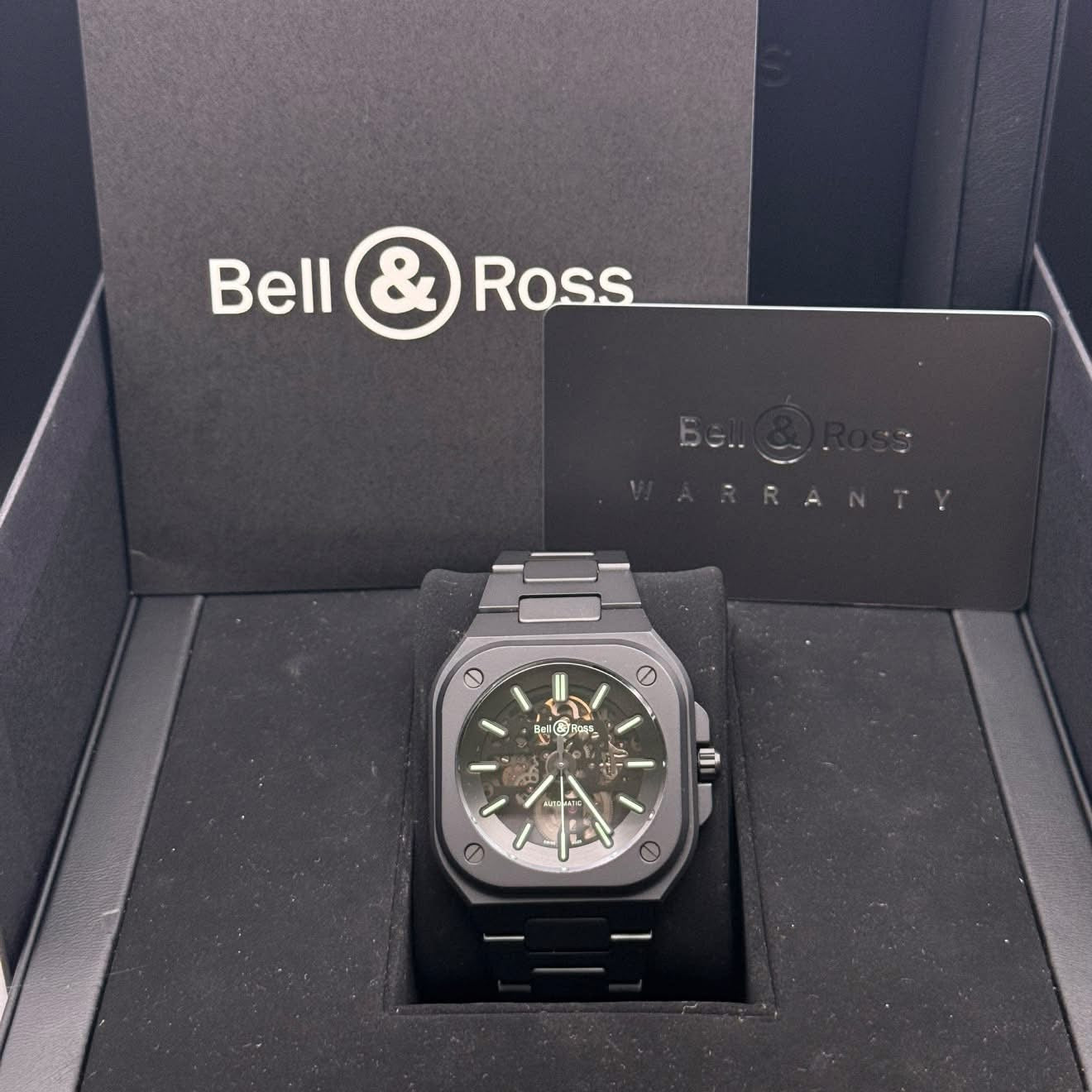 Bell & Ross BR-05 Skeleton Black Lum Ceramic BR05A-BLM-SKCE/SCE