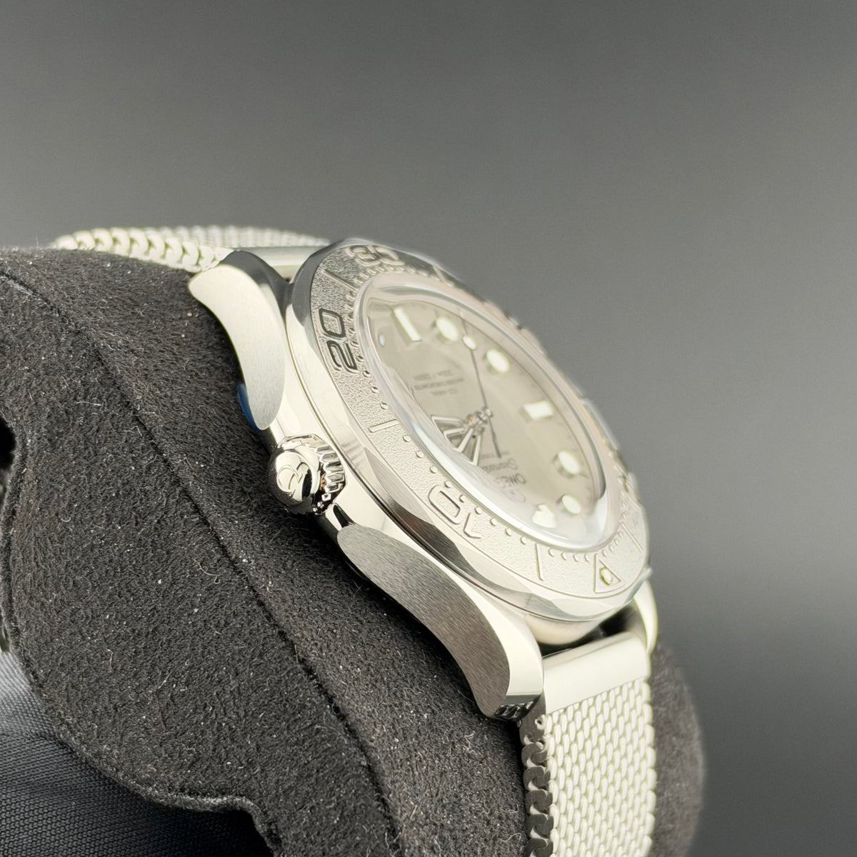 NEW Omega Seamaster Diver 300m 210.30.42.20.06.002