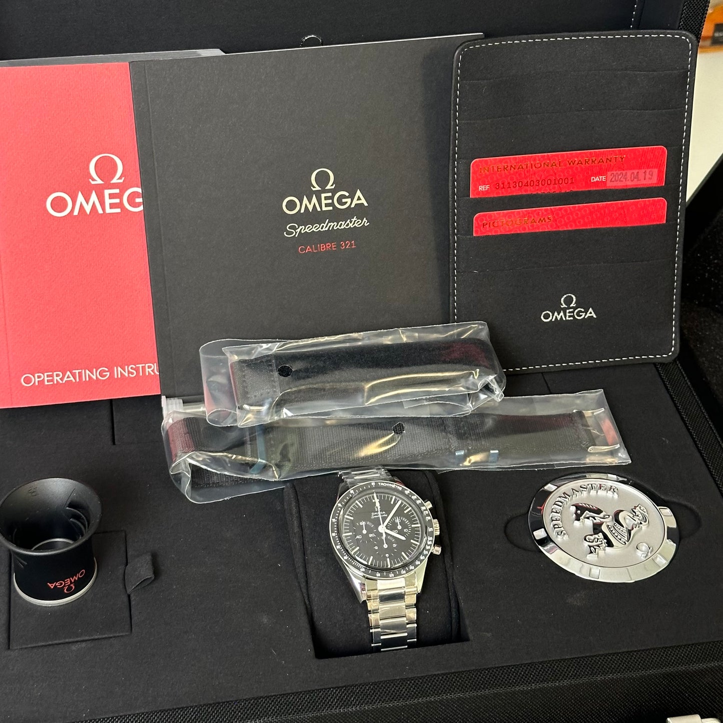 NEW Omega Speedmaster Ed White 311.30.40.30.01.001