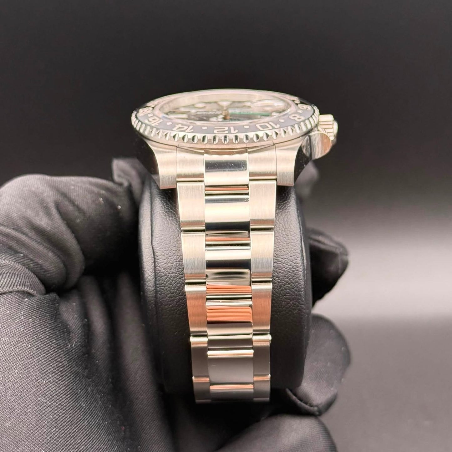 NEW Rolex GMT Master II Bruce Wayne 126710GRNR