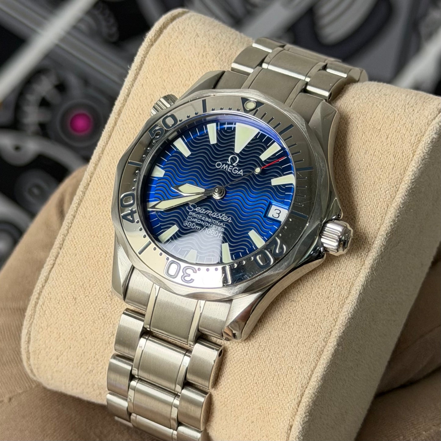 Omega Seamaster 300M Mid Size 2253.80