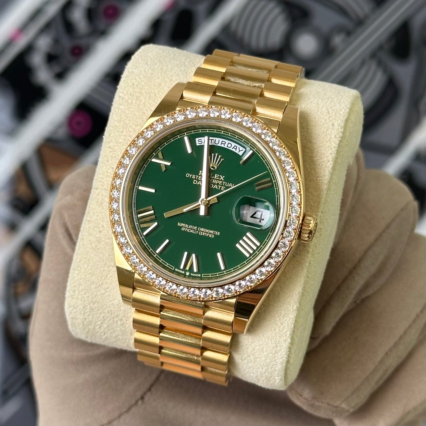 Rolex Day Date Factory Diamond Bezel / Green Roman 228348RBR