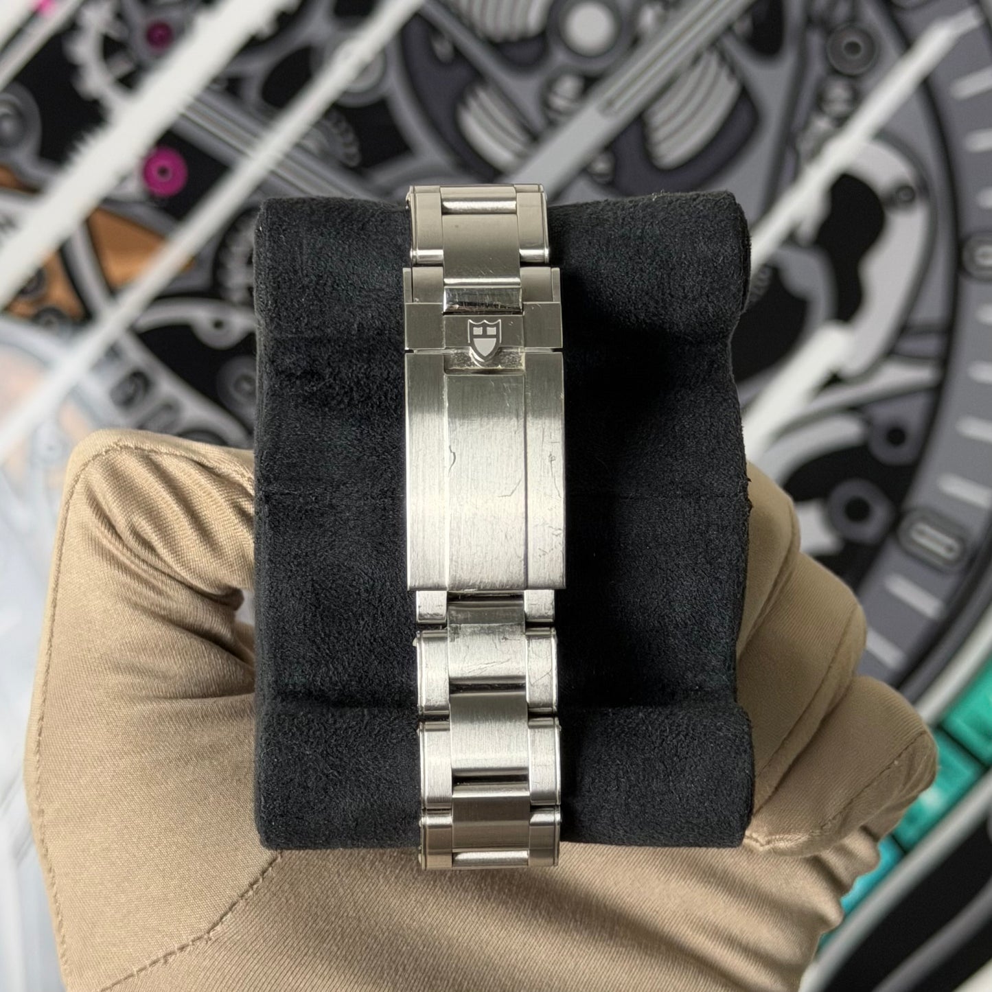 Tudor Black Bay Pro 79470