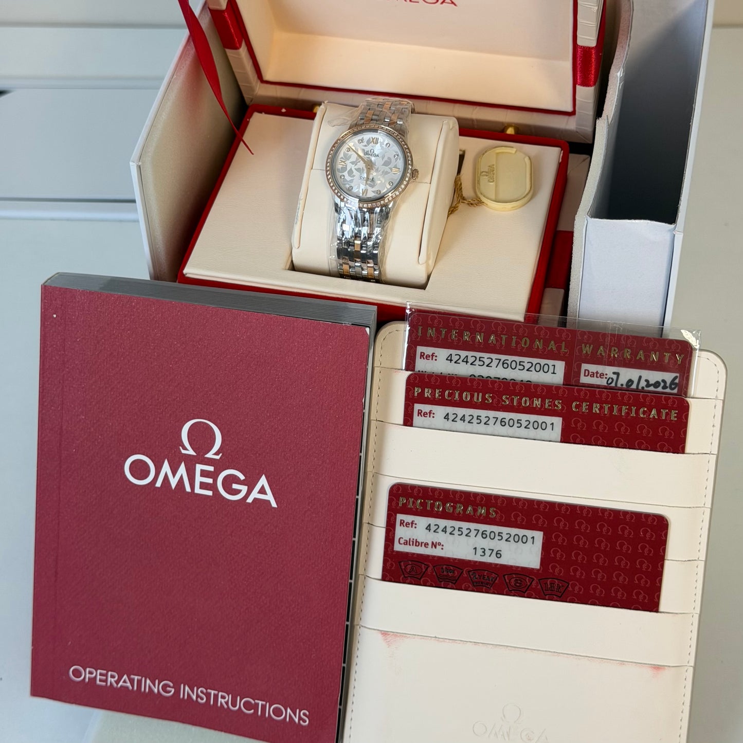NEW Omega De Ville Prestige Butterfly Red Gold 424.25.27.60.52.001