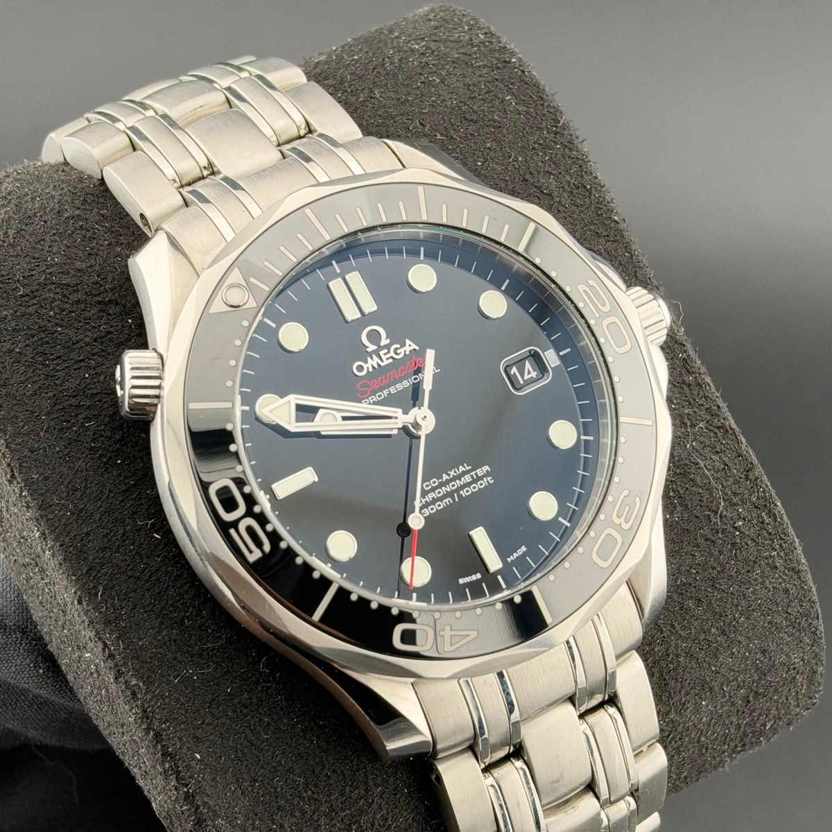 Omega Seamaster Diver 300m Black No Wave 212.30.41.20.01.003