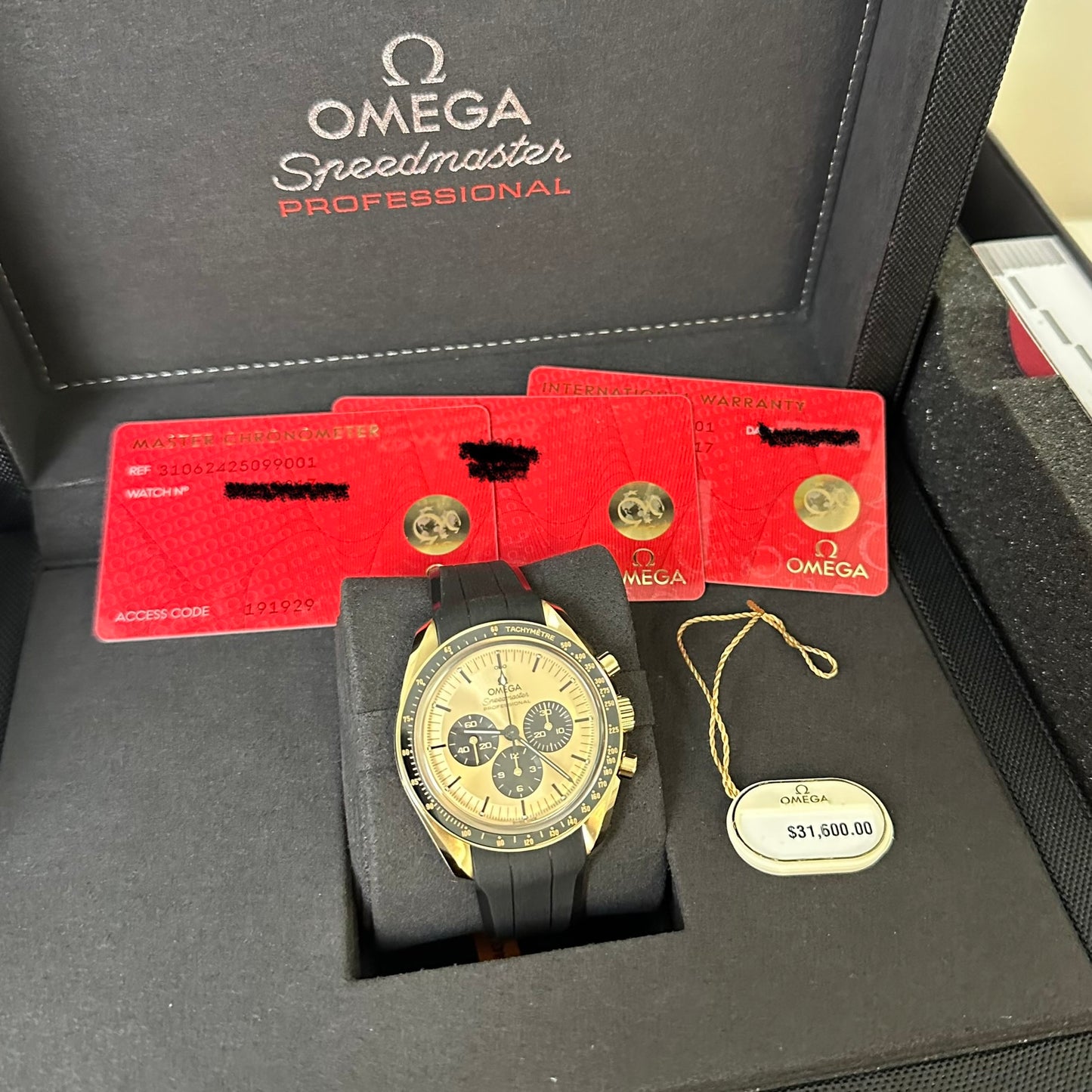 NEW Omega Speedmaster Moonwatch Moonshine Gold 310.62.42.50.99.001