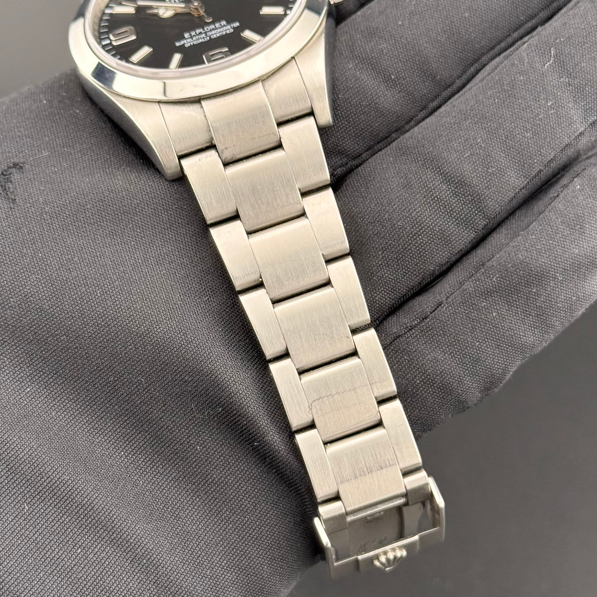 Rolex Explorer 214270