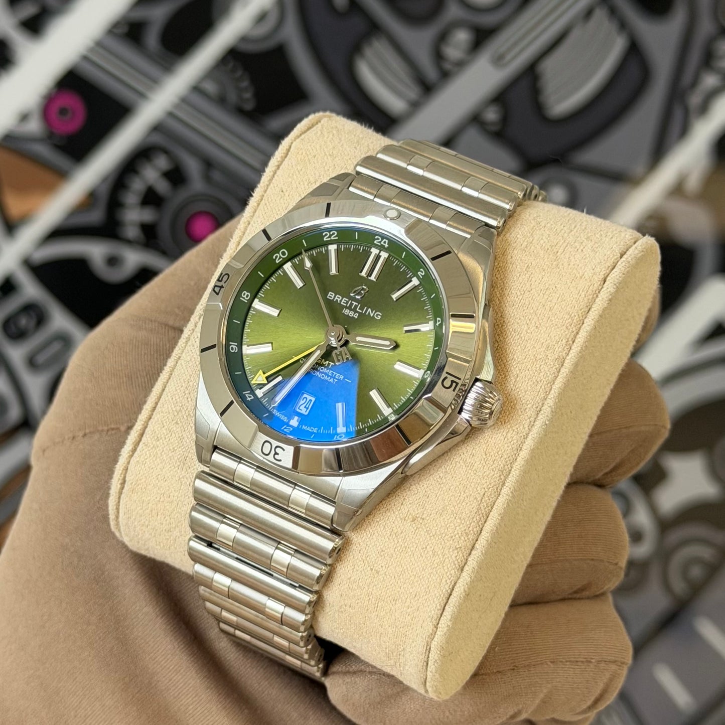 NEW Breitling Chronomat GMT 40 Giannis Antetokounmpo A32398