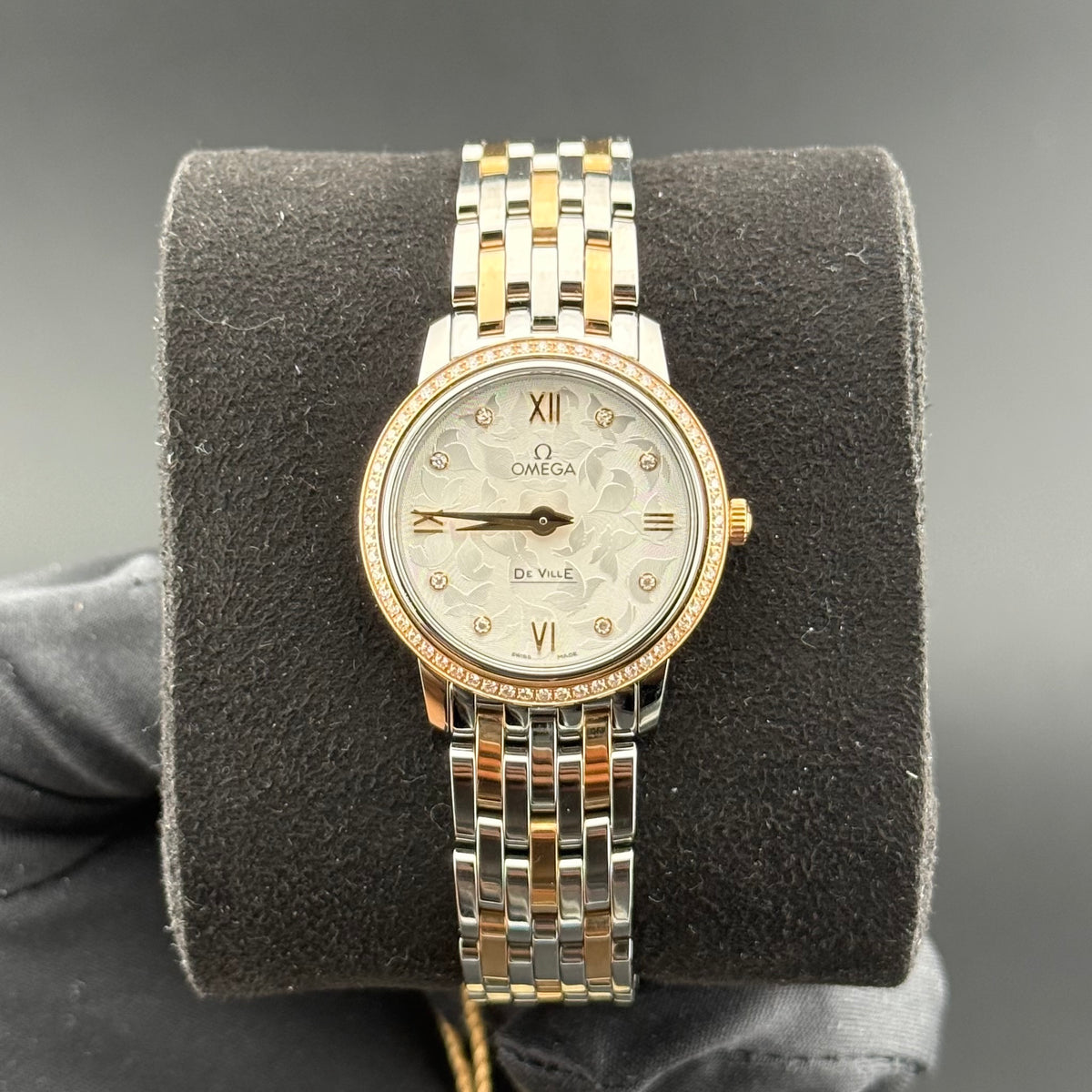 NEW Omega De Ville Prestige Butterfly 27.4mm 424.25.27.60.52.001