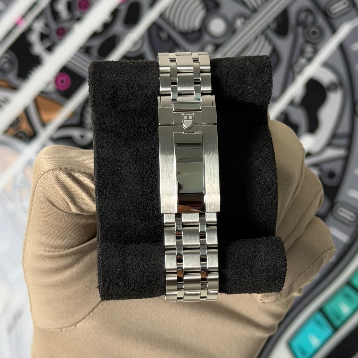 NEW Tudor Royal Salmon 2836C1A0