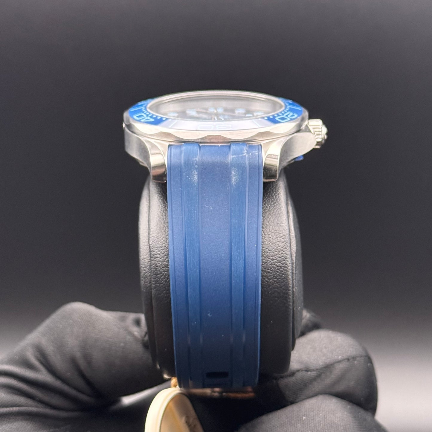 NEW Omega Seamaster Diver 300m Summer Blue 210.32.42.20.03.002