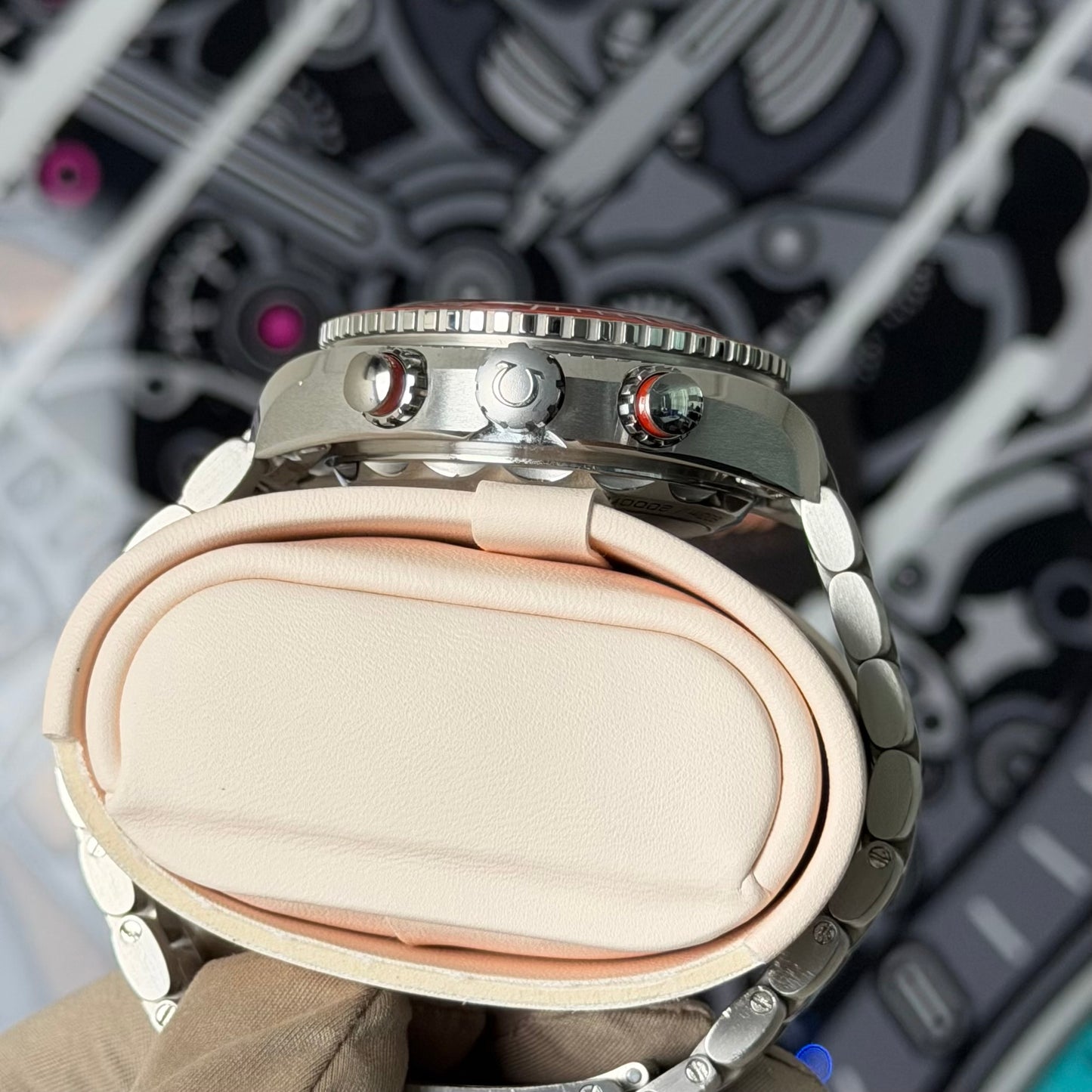Omega Seamaster Planet Ocean 215.30.46.51.99.001