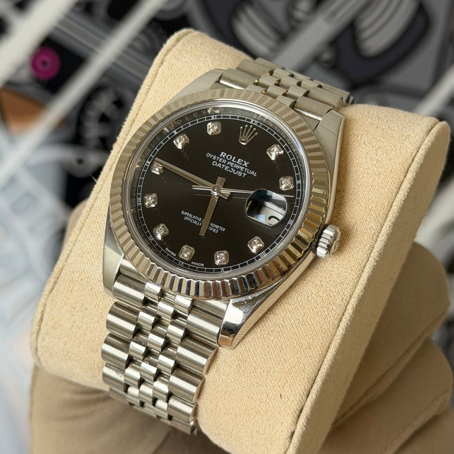 Rolex DJ41 Black Diamond Fluted Jubilee 126334