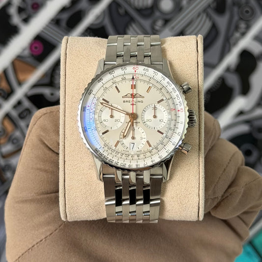 Breitling Navitimer B01 43 AB0139
