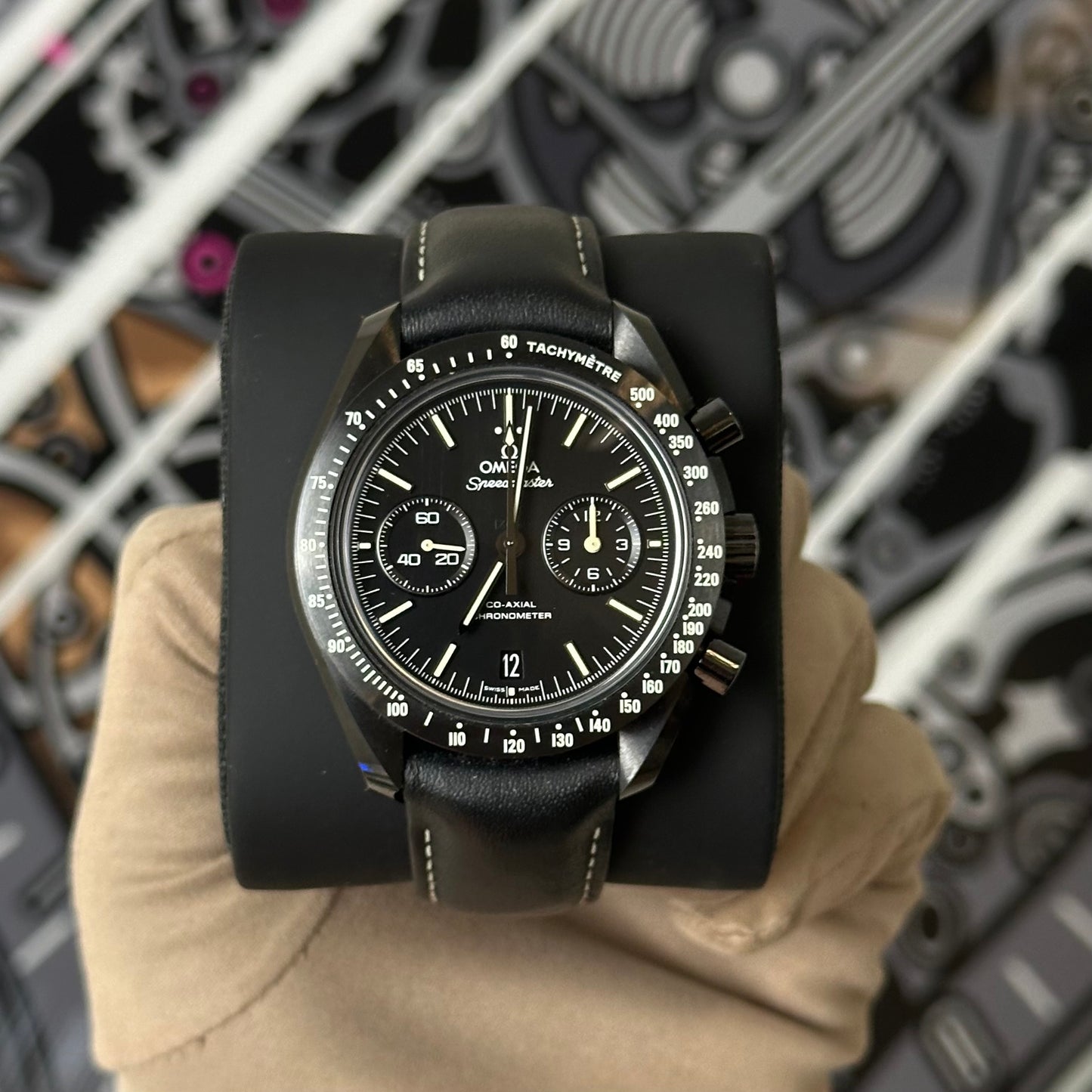 Omega Speedmaster Dark Side of the Moon 311.92.44.51.01.004