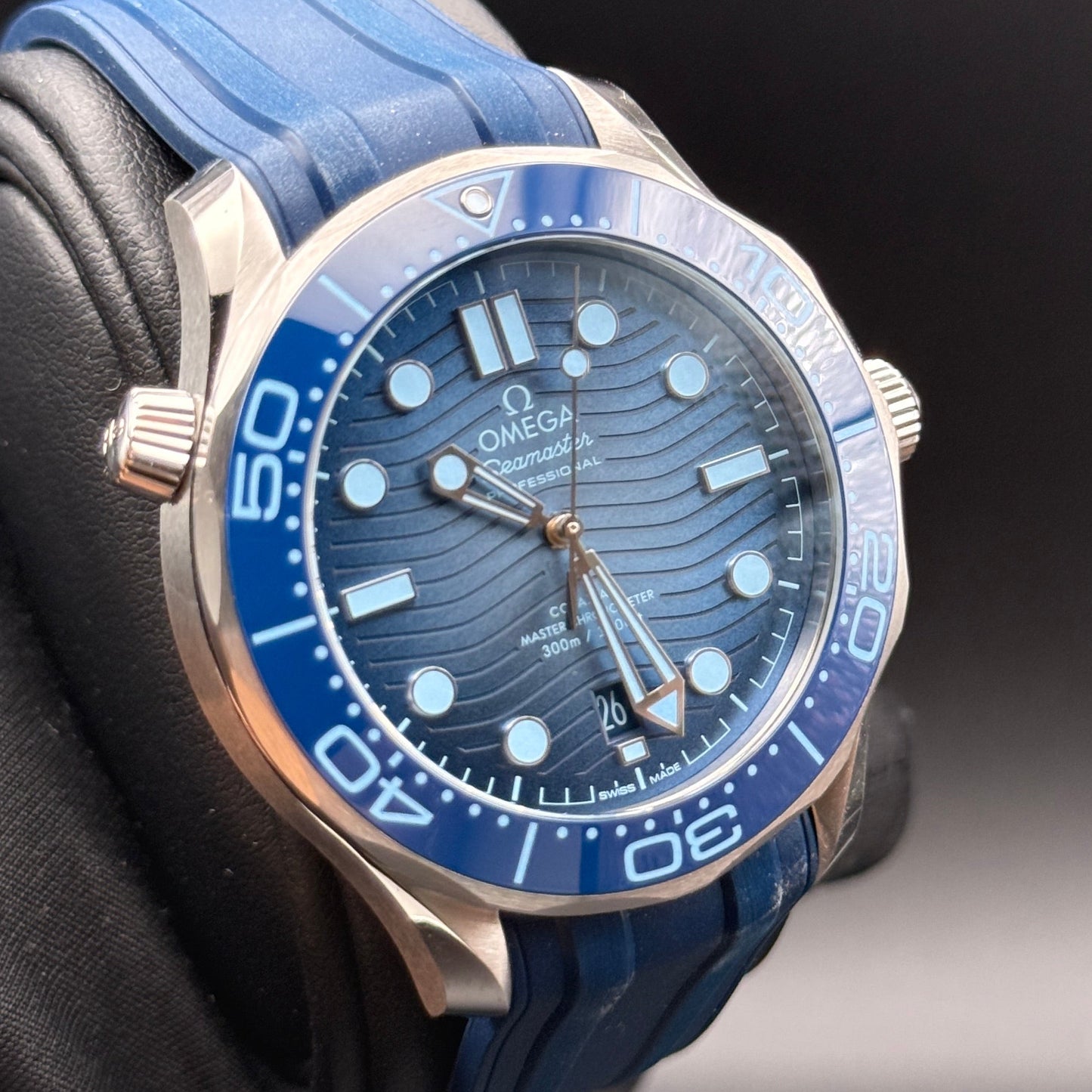 NEW Omega Seamaster Diver 300m Summer Blue 210.32.42.20.03.002