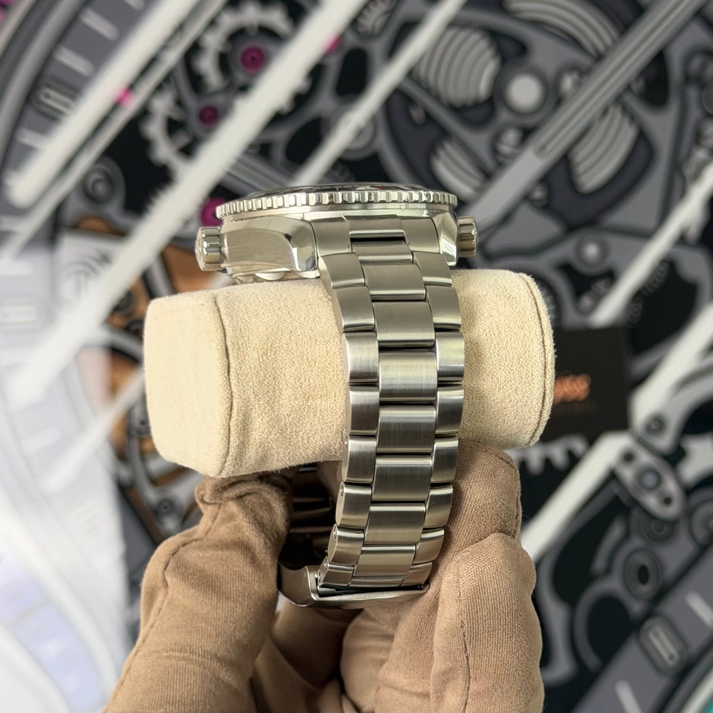 Omega Seamaster GMT Oreo 215.30.44.22.01.001