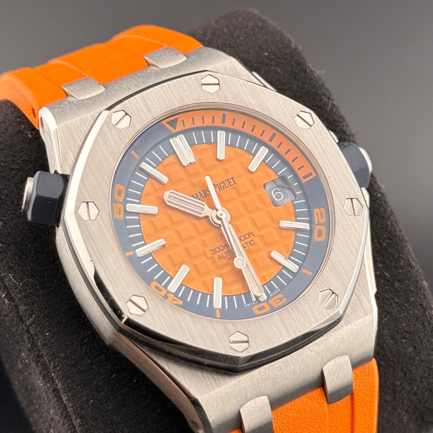 Audemars Piguet Royal Oak Offshore Diver Orange 15710ST.OO.A070CA.01