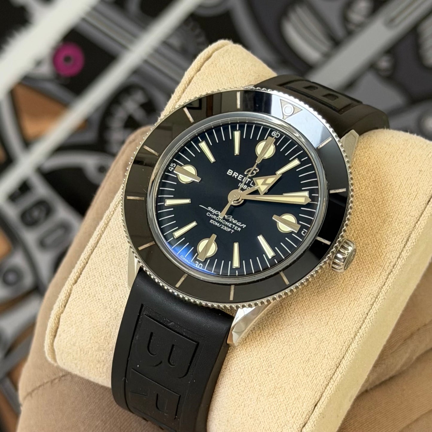 Breitling Superocean Heritage A10370