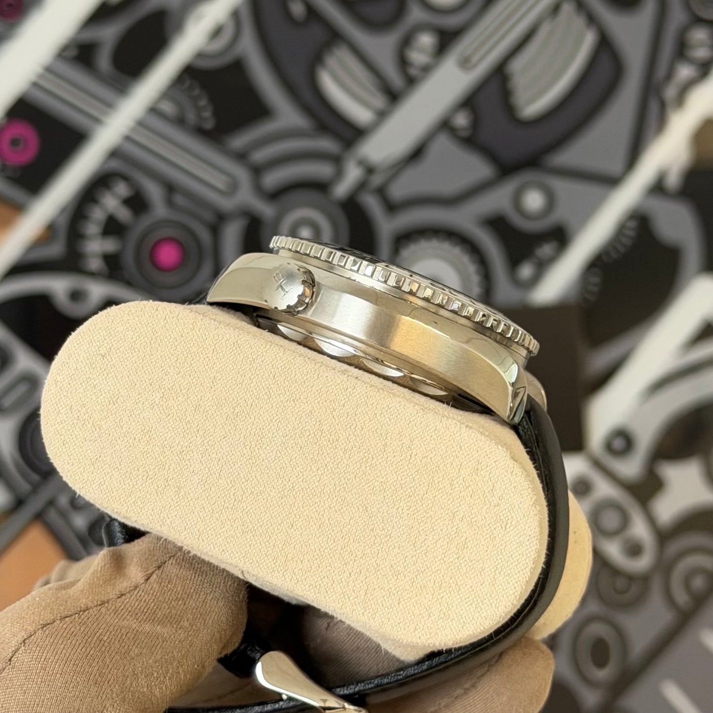 Omega Seamaster GMT Oreo 215.33.44.22.01.001