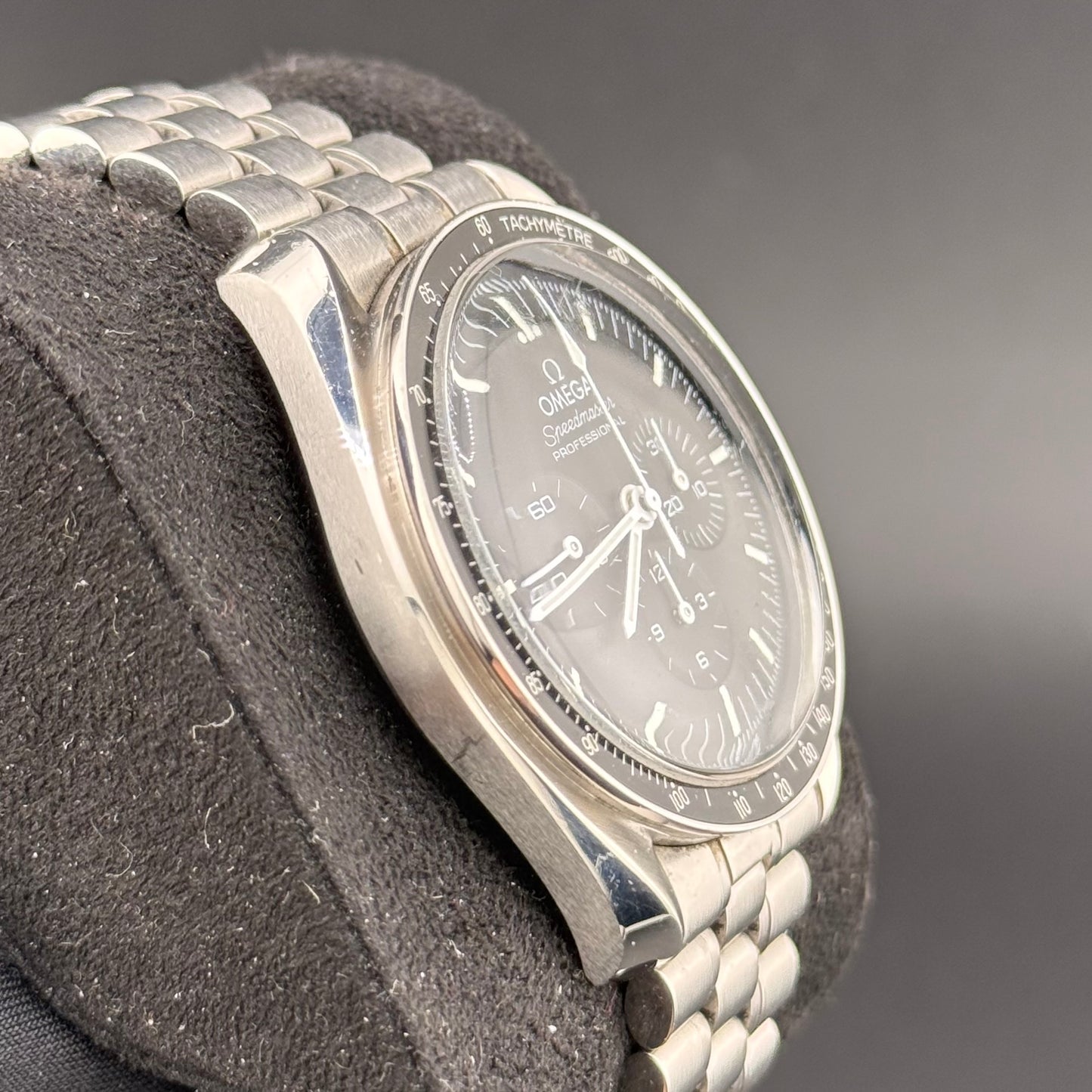 Omega Speedmaster Moonwatch Hesalite 301.30.42.50.01.001