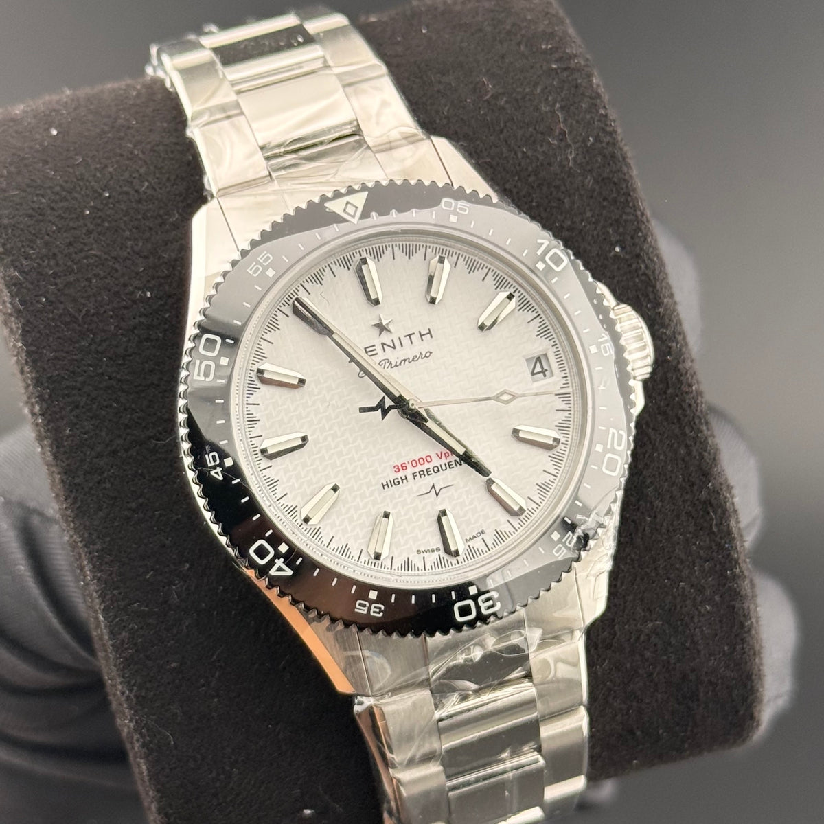 NEW Zenith Chronomaster Solo Sport 40mm 03.5000.3620/69.M5000