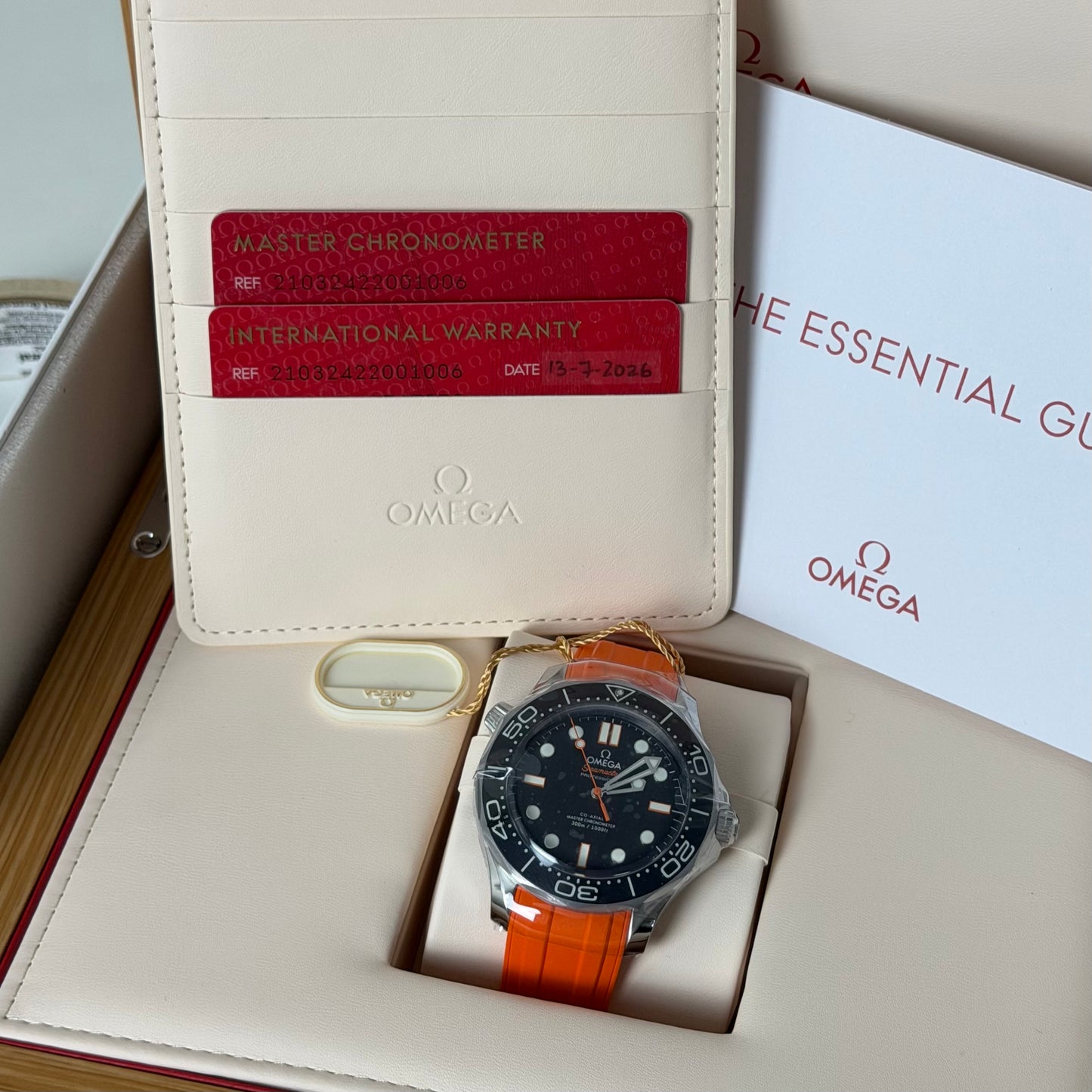 NEW Omega SeaMaster Diver Orange Rubber 210.32.42.20.01.006