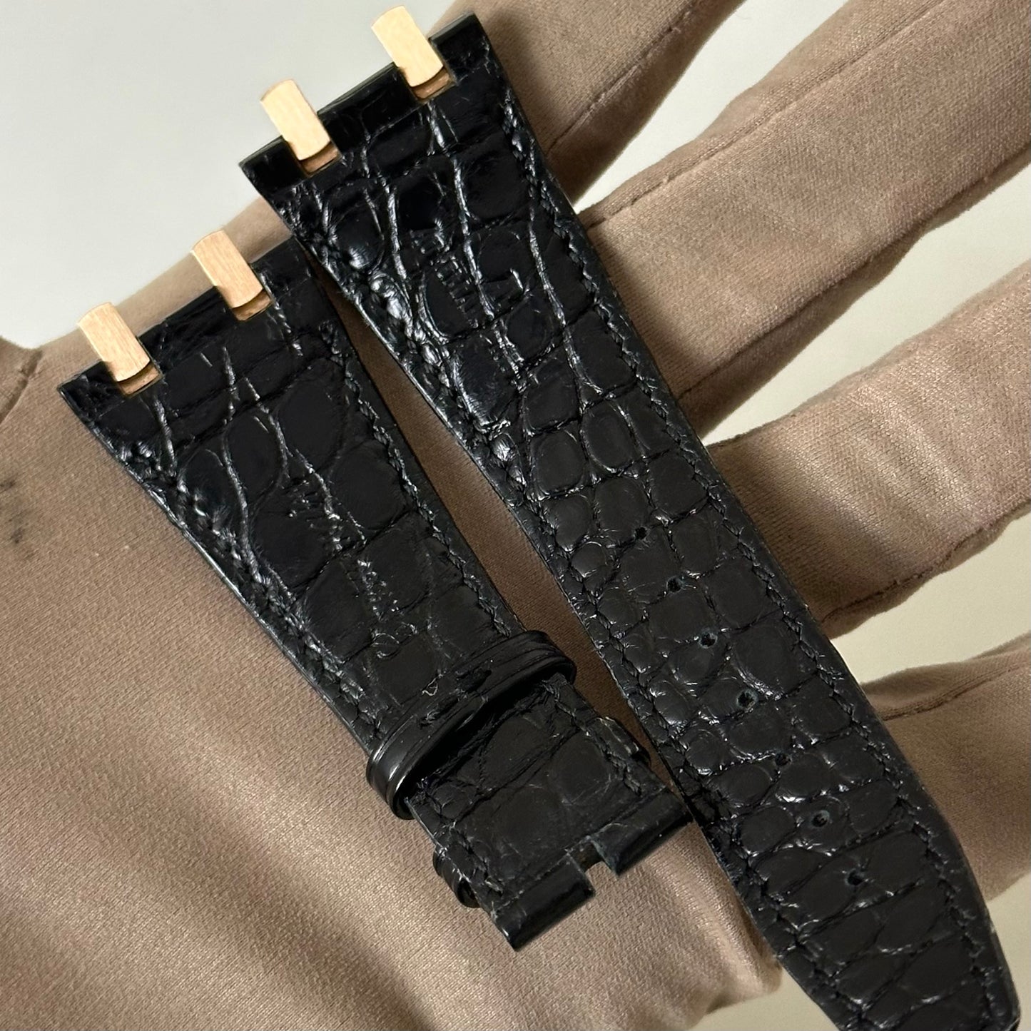 Audemars Piguet Royal Oak Rose Gold Black Dial 15300OR
