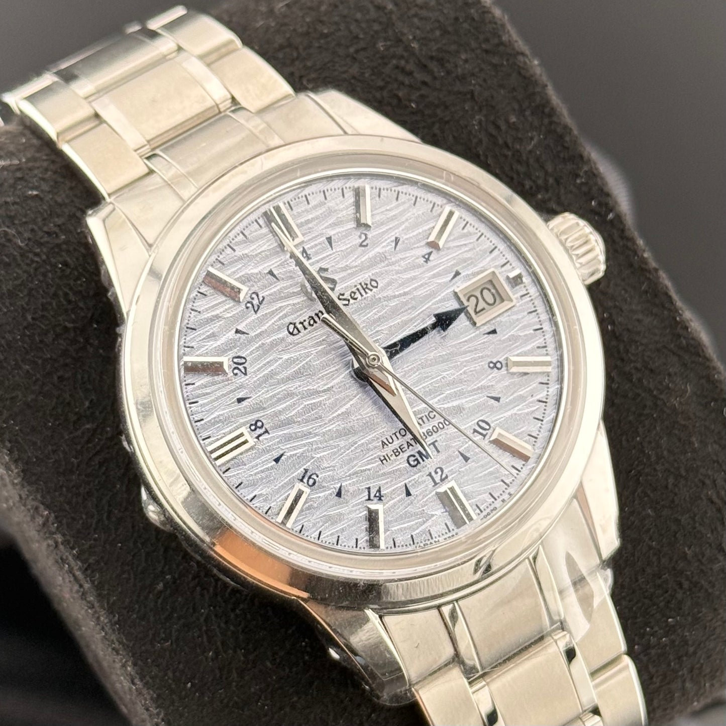 NEW Grand Seiko Hi-Bear 36000 GMT “Shosho” SBGJ249