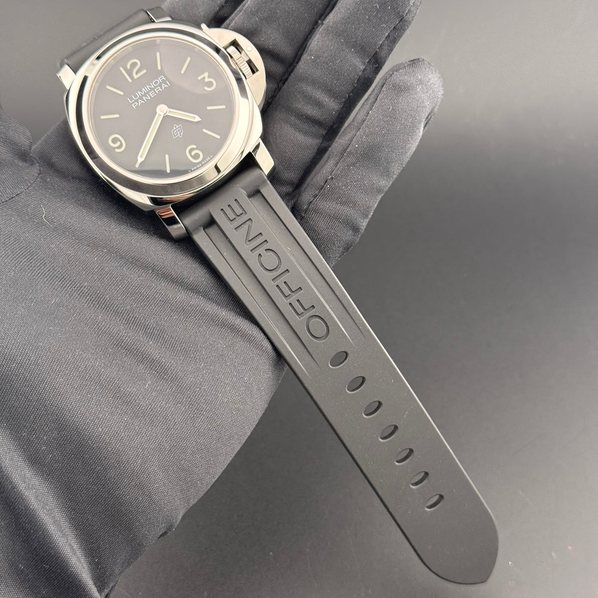 NEW Panerai Luminor Base Logo 44mm PAM01086
