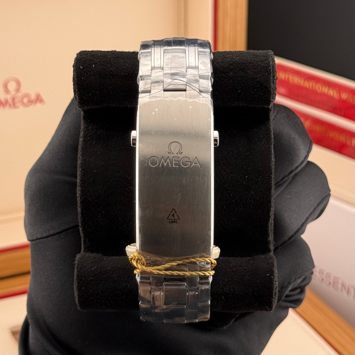 NEW Omega Seamaster Diver 300m Black 210.30.42.20.01.001