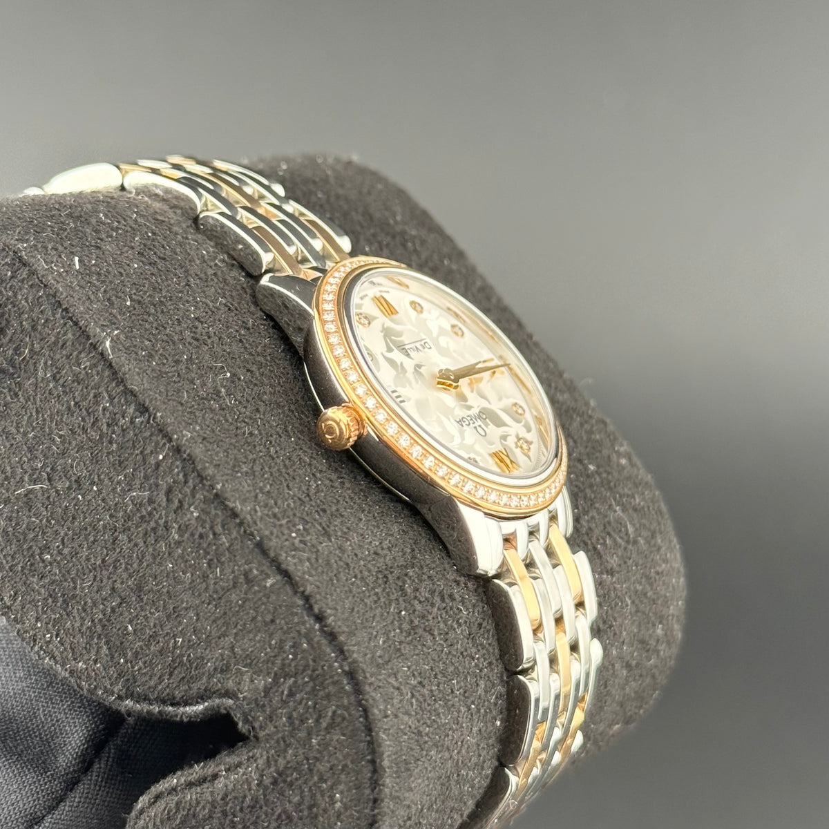 NEW Omega De Ville Prestige Butterfly 27.4mm 424.25.27.60.52.001