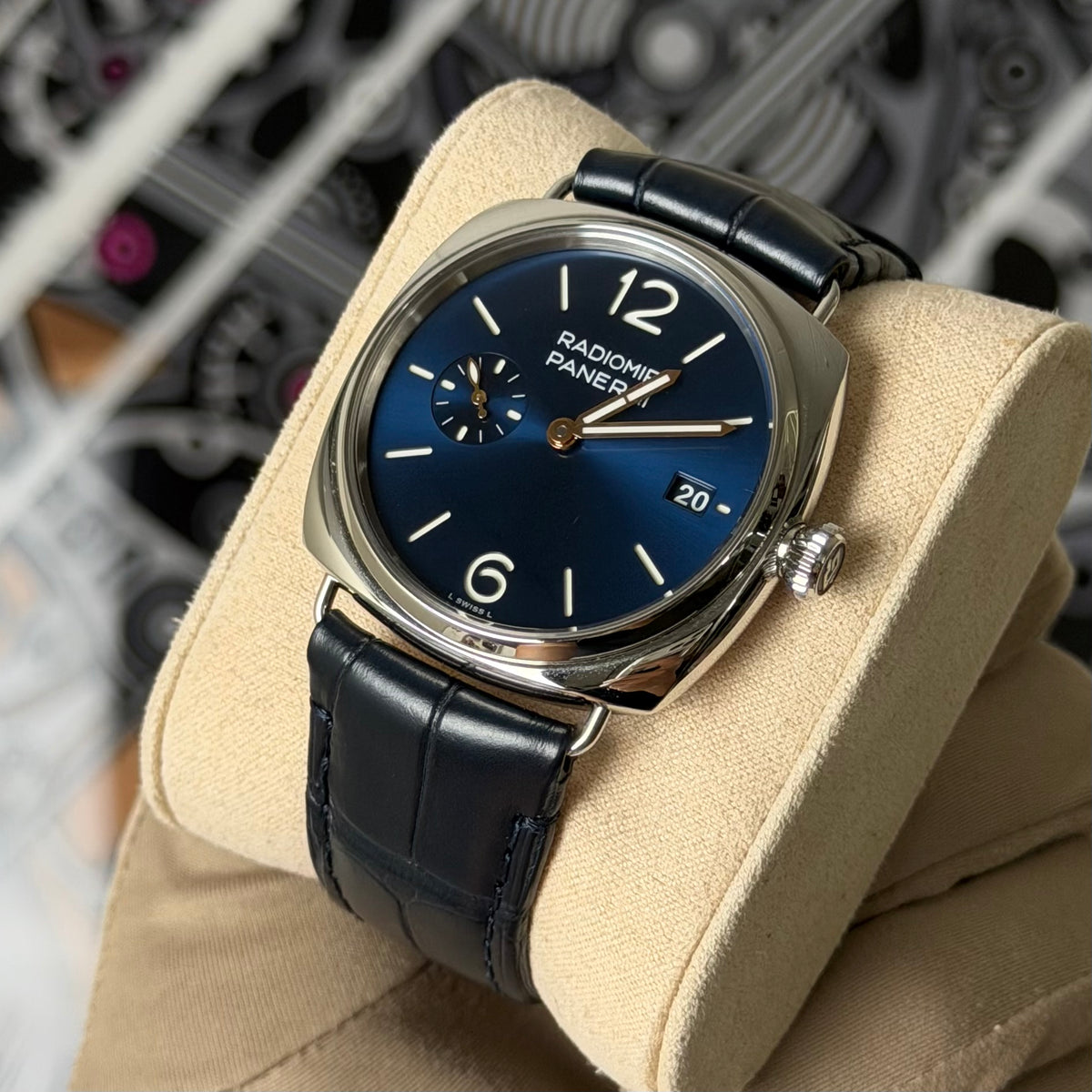 NEW Panerai Radiomir Quaranta PAM01571