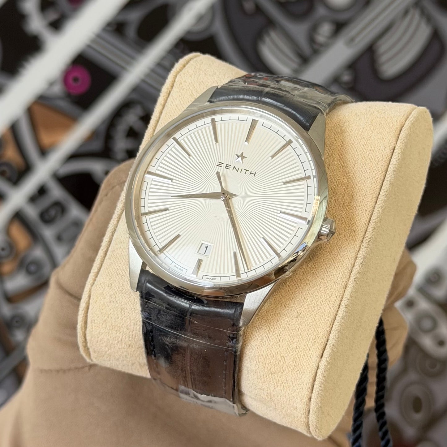 NEW Zenith Elite Classic Ultra Thin
03.3100.670/01.C922