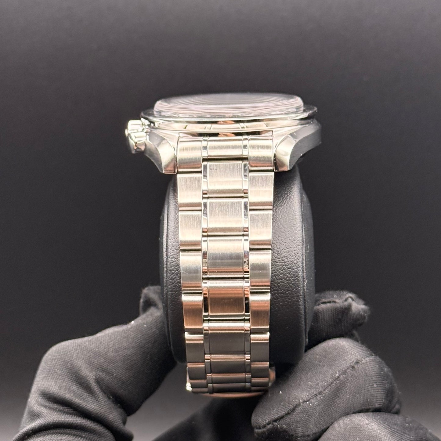 Omega Speedmaster Moonwatch Moonphase 304.30.44.52.01.001